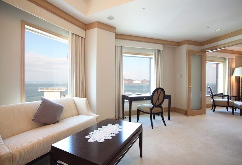 스위트, Jr Hotel Clement Takamatsu