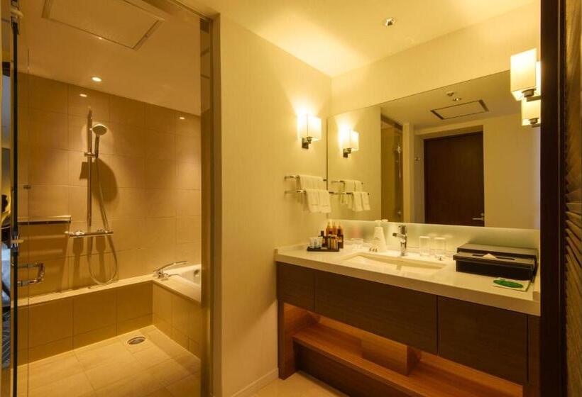 سوئیت کلاب, Kanazawa Tokyu