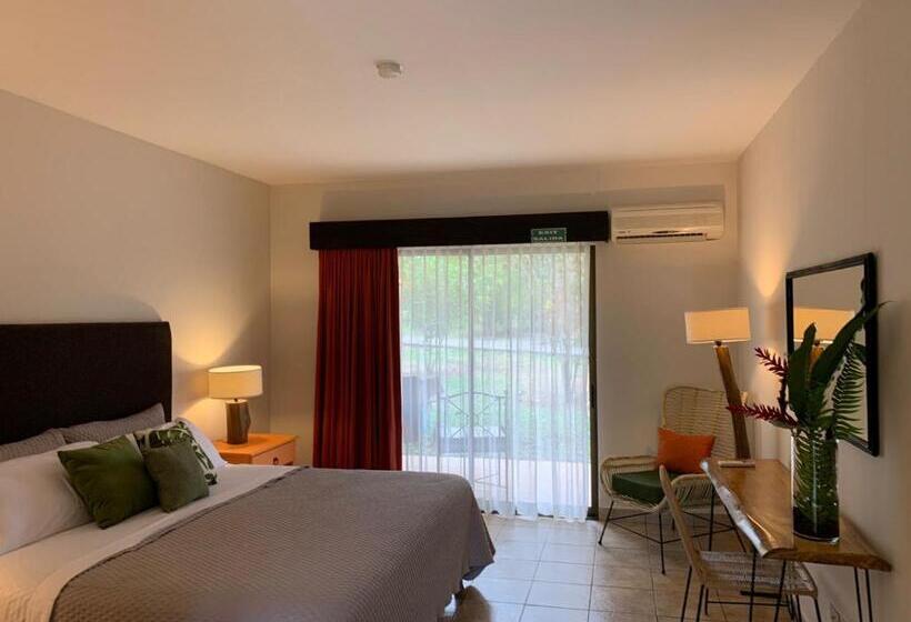 디럭스 룸 킹사이즈 침대, Natural Lodge Cano Negro