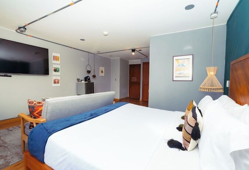 Номер Deluxe, Selina Chapinero Bogota