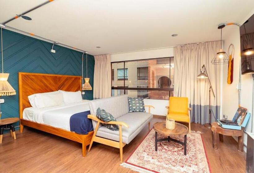 Номер Deluxe, Selina Chapinero Bogota