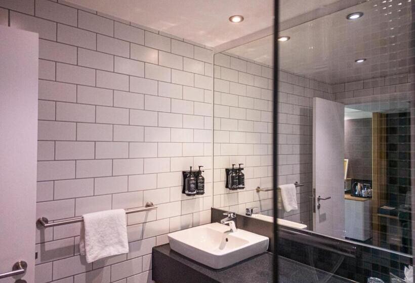 اتاق اجرایی با تخت بزرگ, Holiday Inn South Normanton M1, Jct.28, An Ihg
