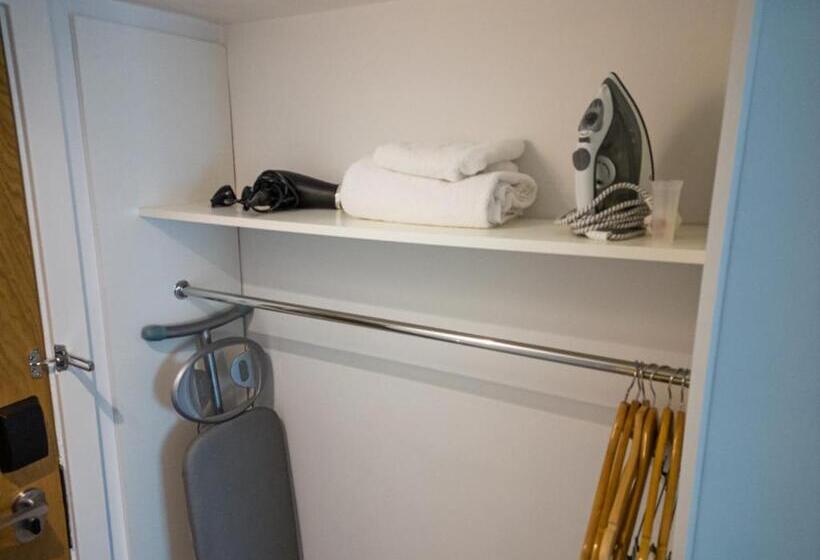 اتاق لوکس, Holiday Inn South Normanton M1, Jct.28, An Ihg