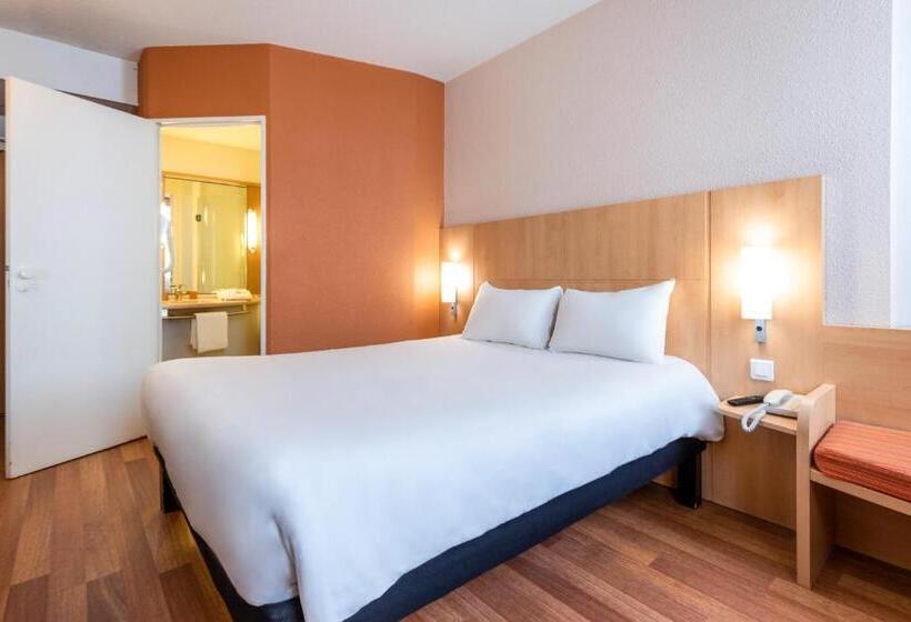 اتاق خانوادگی, Ibis Malaga Centro Ciudad