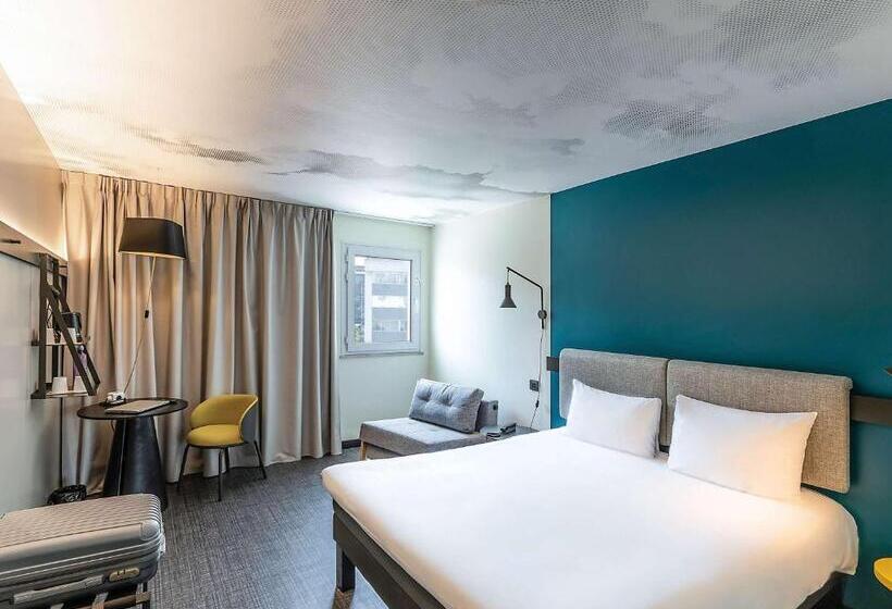 اتاق خانوادگی, Ibis Malaga Centro Ciudad