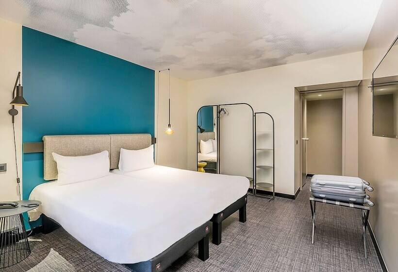 اتاق خانوادگی, Ibis Malaga Centro Ciudad