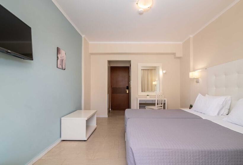 Номер Стандарт Вид на Бассейн, Karras Grande Resort