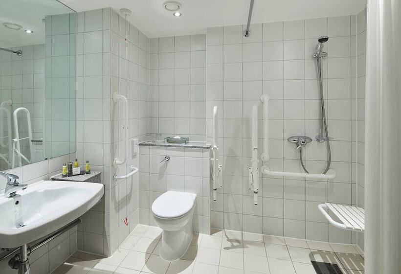 Номер Deluxe, Leicester Marriott