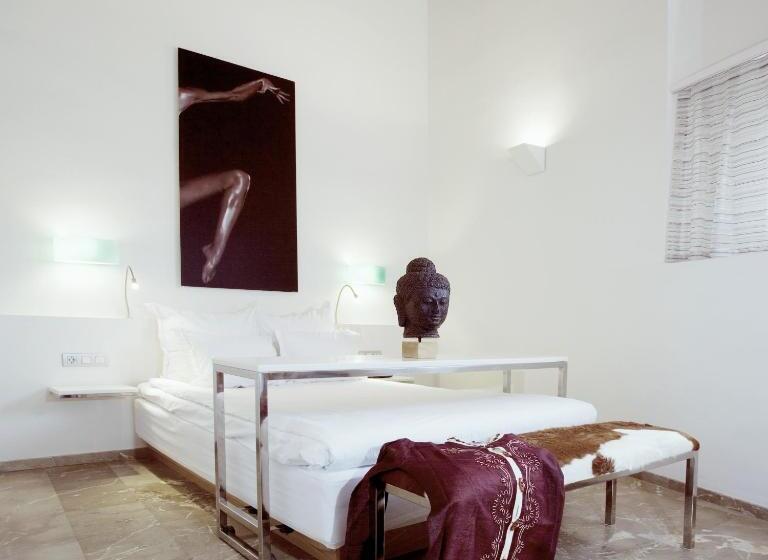 اتاق استاندارد, Petit Palace Hotel Tres