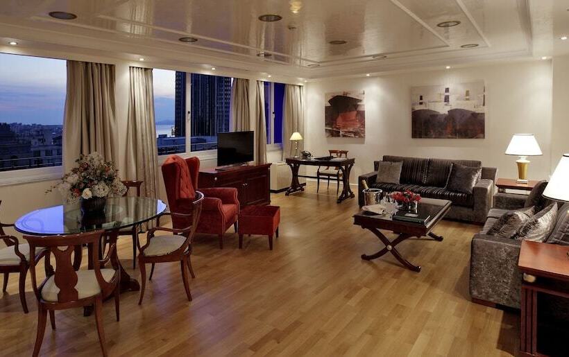 Президентский Люкс, Piraeus Theoxenia