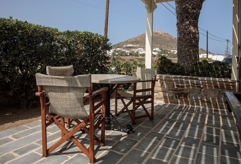 اتاق استاندارد چهار تخته, Proteas Hotel & Suites