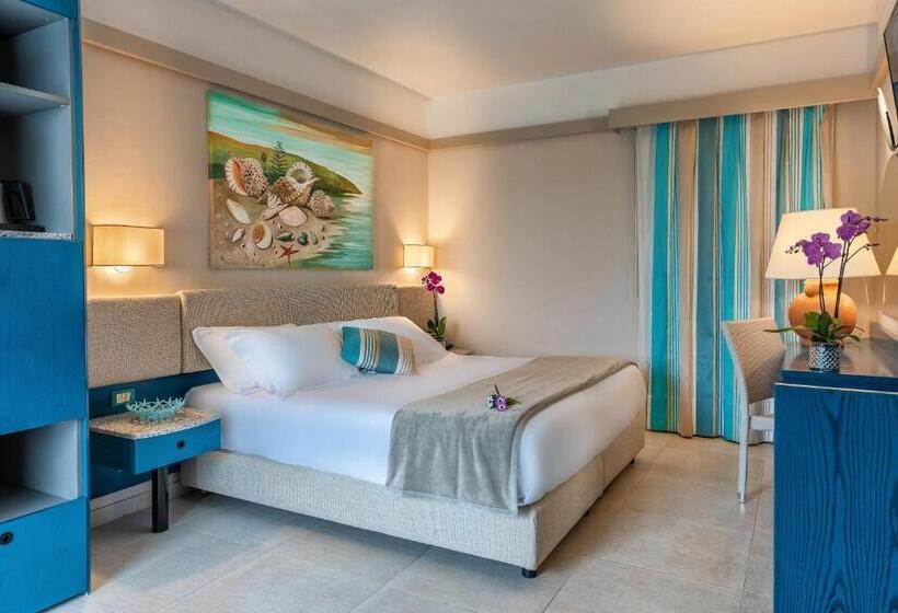 اتاق استاندارد, Acacia Marina