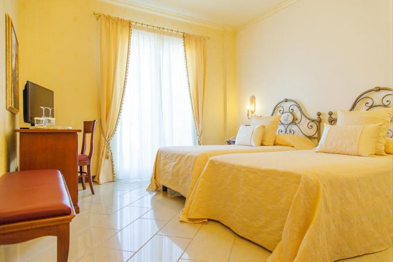 Deluxe Zimmer, Art  Diamond Naxos Taormina