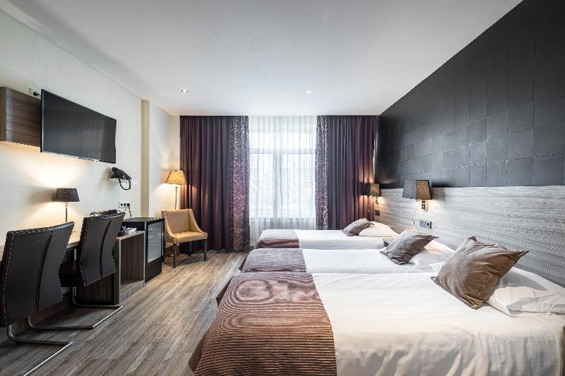 اتاق استاندارد سه نفره, Milano