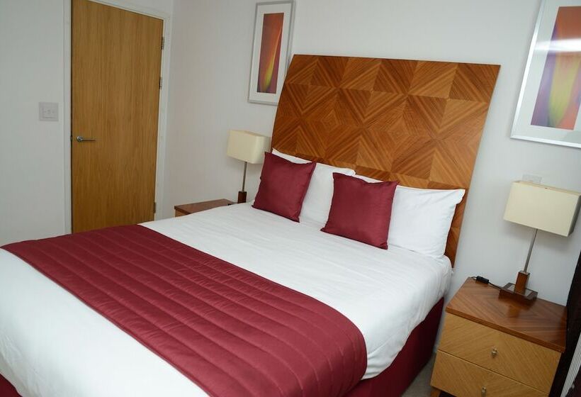 Апартаменты 2 Спальни, Premier Suites Newcastle