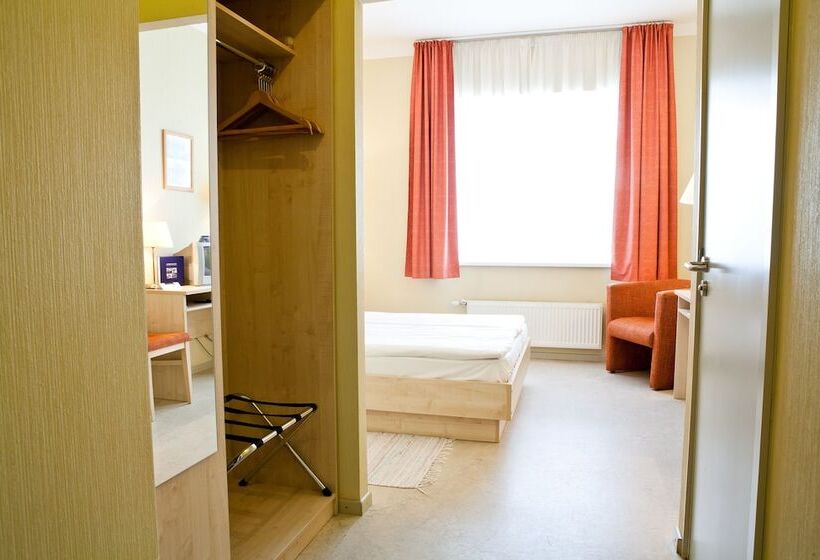 اتاق استاندارد یک نفره, Kolonna Hotel Rēzekne