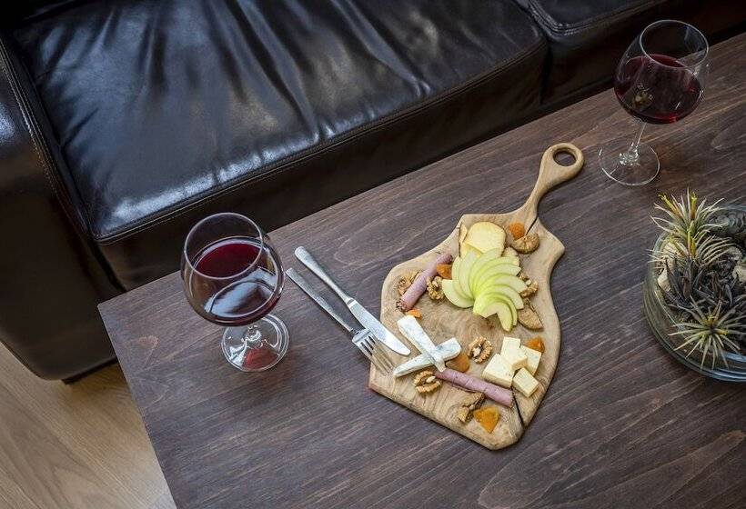 سوییت اجرایی, Ansen Hotel And Suites