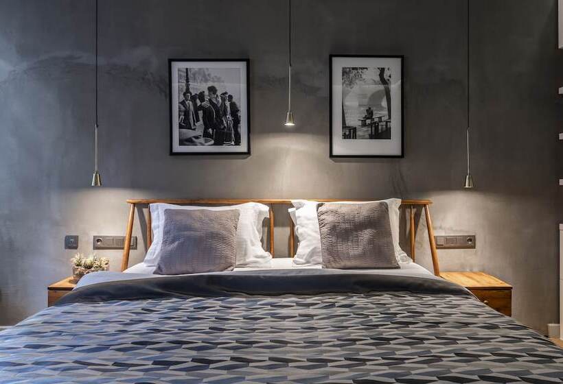 سوییت سوپریور, Ansen Hotel And Suites
