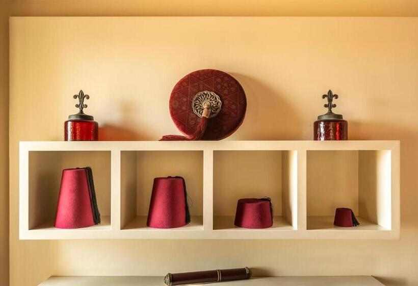 سوییت سوپریور, Ansen Hotel And Suites