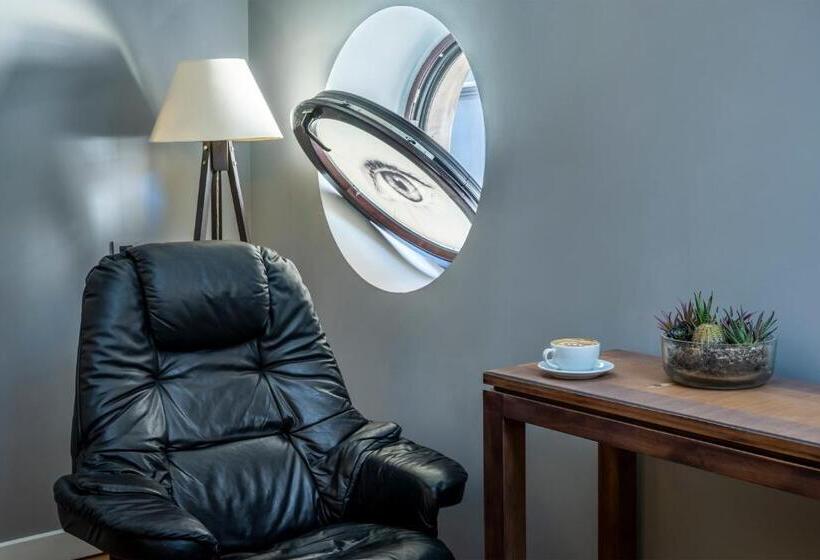 سوییت اجرایی, Ansen Hotel And Suites
