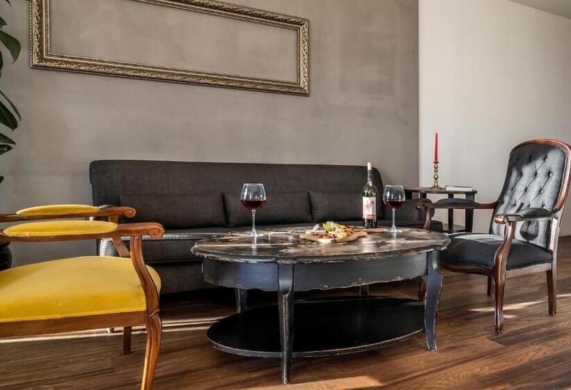 اتاق پنت هاوس, Ansen Hotel And Suites
