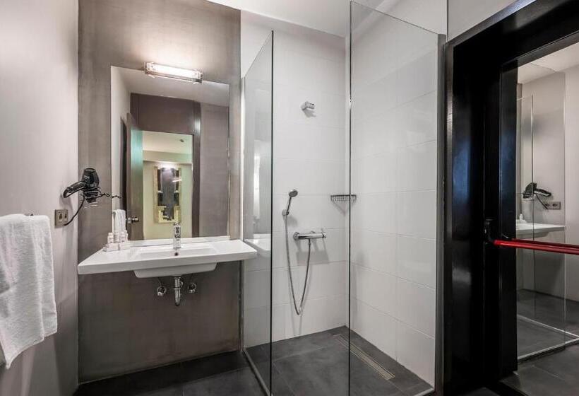 سوییت سوپریور, Ansen Hotel And Suites