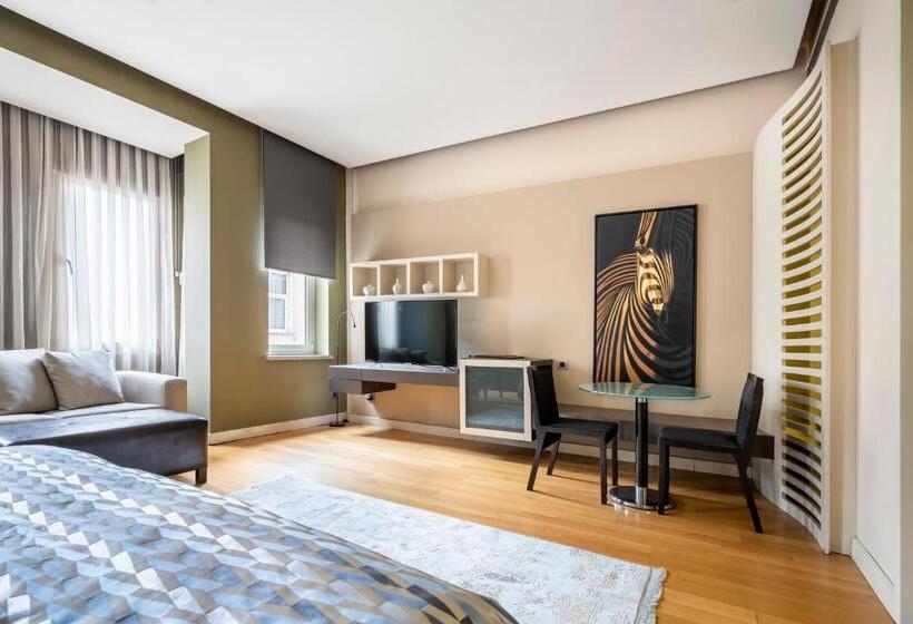 سوییت سوپریور, Ansen Hotel And Suites