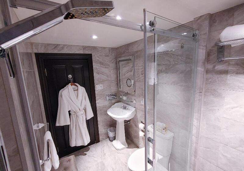 اتاق پرستیژ, Le Clos Saintlouis