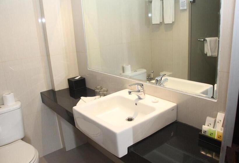 Люкс, Swiss Belhotel Borneo Samarinda