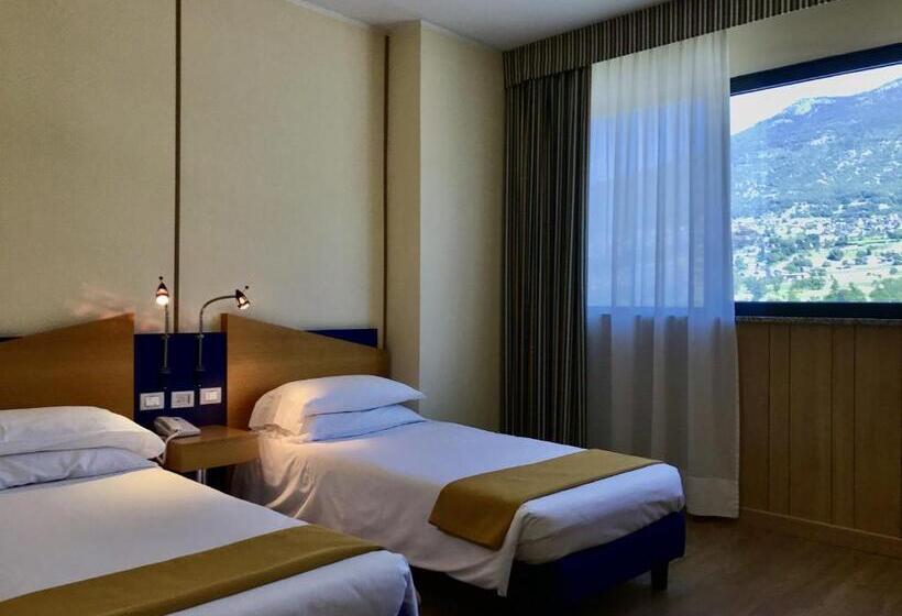 חדר סטנדרט, Express Aosta East