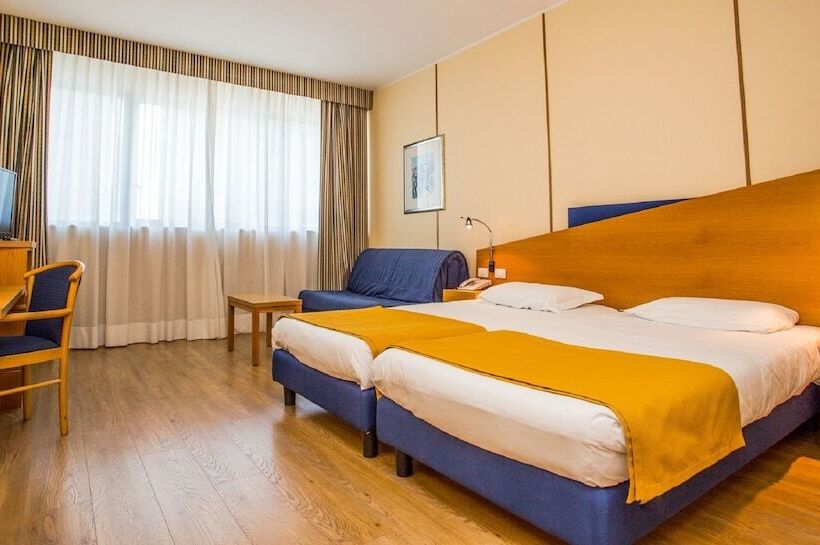 수피리어 룸, Express Aosta East