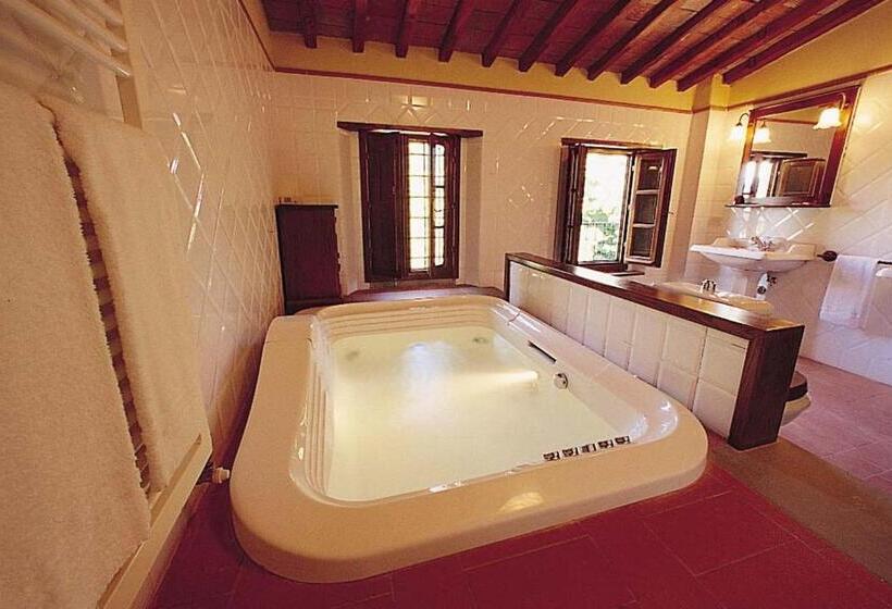 Люкс с гидромассажем, Monsignor Della Casa Country Resort & Spa