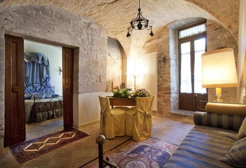 سوییت لوکس, Residenza D Epoca San Crispino