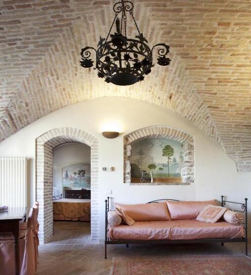 سوییت لوکس, Residenza D Epoca San Crispino