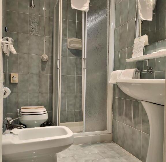 اتاق استاندارد سه نفره, Stella Del Mare