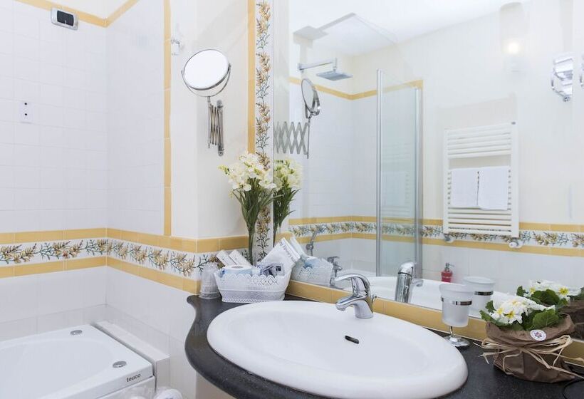 اتاق لوکس, Villa Annalara Charme And Relax