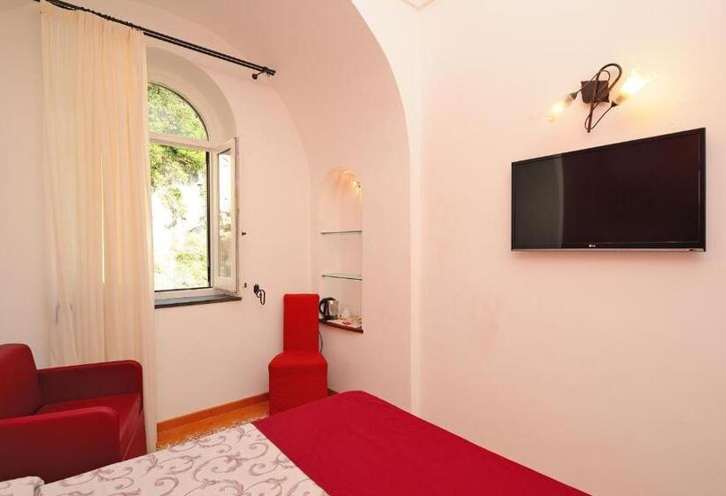اتاق لوکس چهار تخته, Villa Annalara Charme And Relax