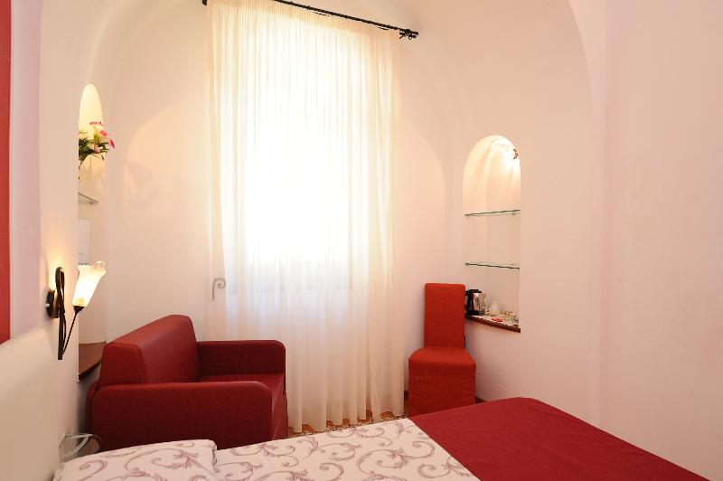 اتاق لوکس چهار تخته, Villa Annalara Charme And Relax