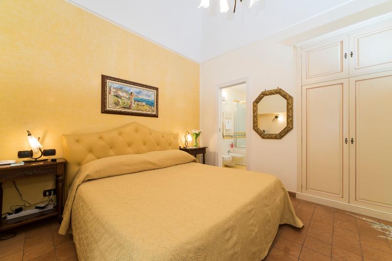 اتاق لوکس, Villa Annalara Charme And Relax