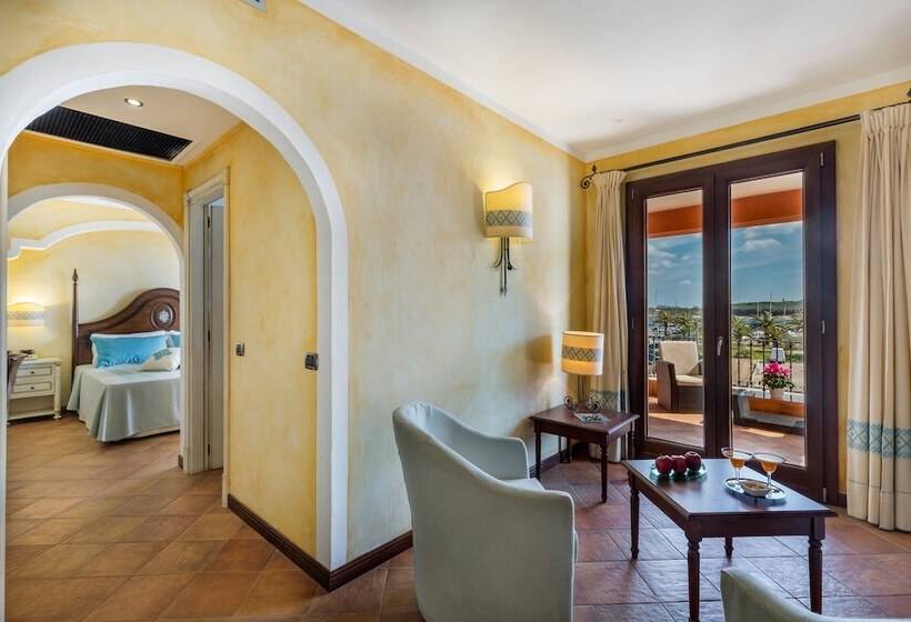 سوئیت رویال, La Vecchia Fonte Boutique