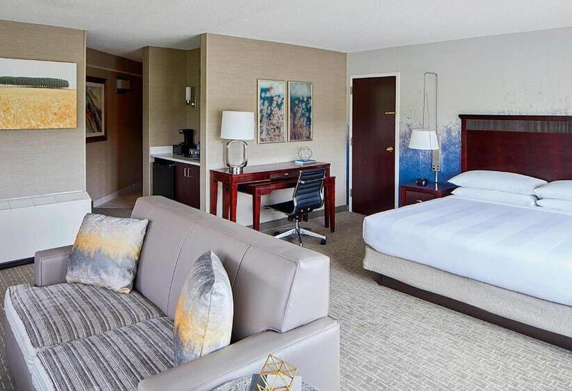 キングサイズベッドのスイートルーム, Minneapolis Marriott West