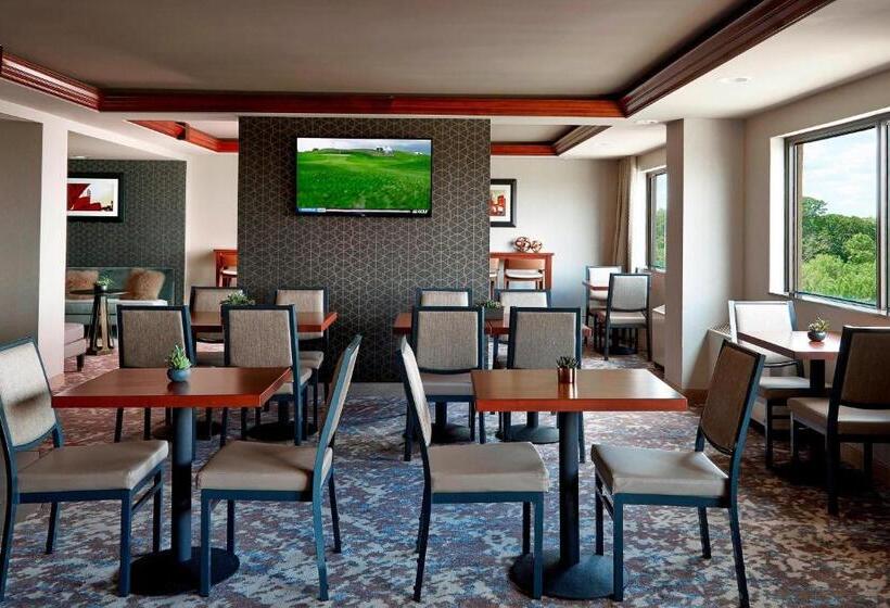 キングサイズベッドのスタンダードルーム, Minneapolis Marriott West
