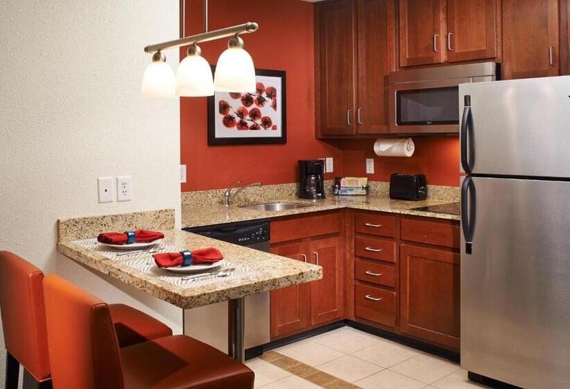 Студио Стандарт Кровать Кинг, Residence Inn By Marriott Saginaw