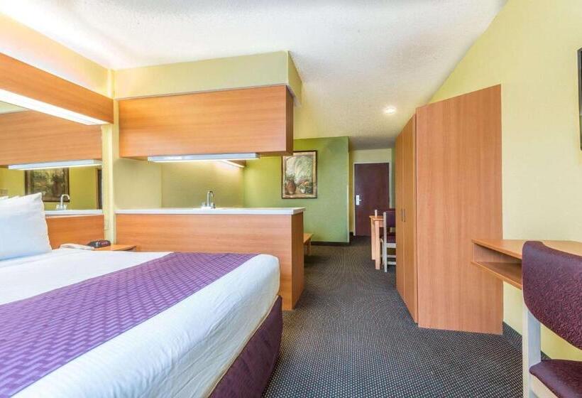Люкс Повышенной Комфортности, Microtel Inn & Suites By Wyndham Auburn