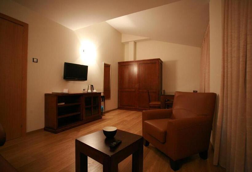 سوییت, Obaga Blanca & Spa