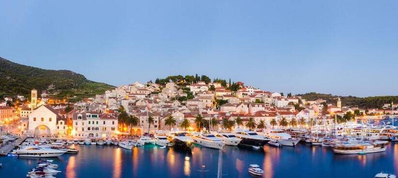 سوئیت پنت هاوس, Adriana Hvar Spa