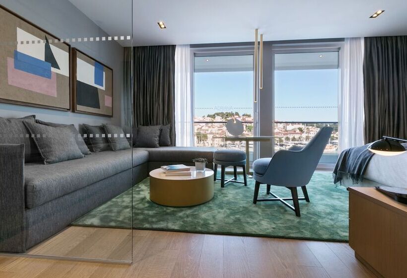 سوئیت پنت هاوس, Adriana Hvar Spa