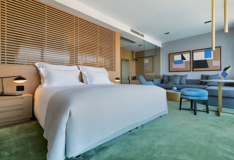 سوئیت پنت هاوس, Adriana Hvar Spa
