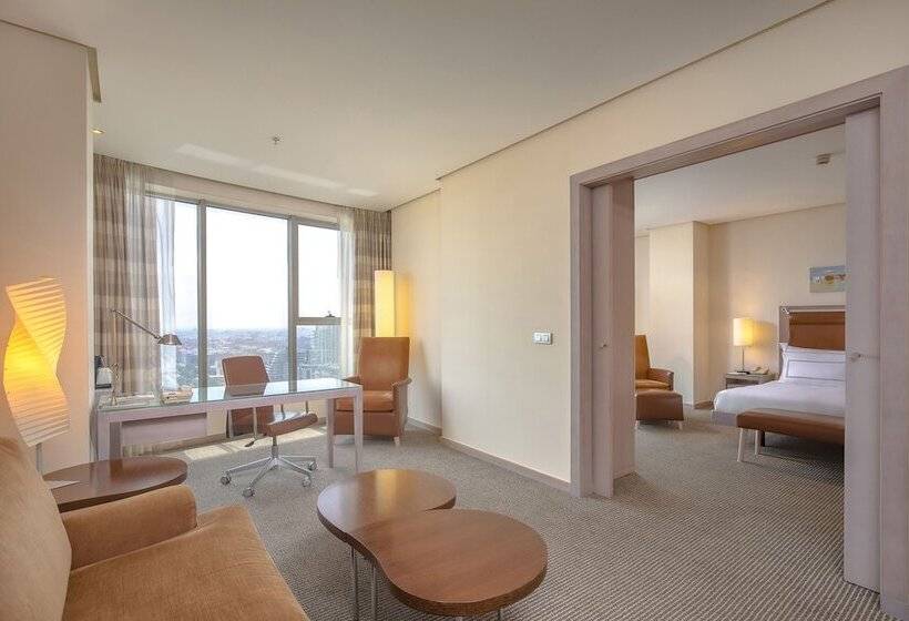 جناح جونيور, Meliá Valencia