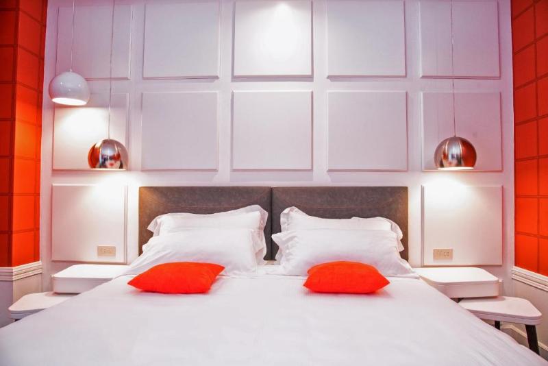 غرفة قياسية متصلة, Meliá Valencia